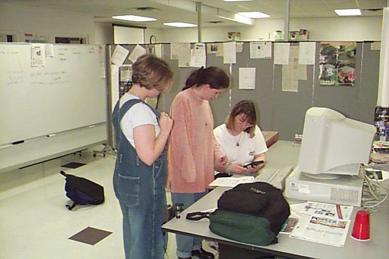 DC0002L.JPG (79604 bytes)