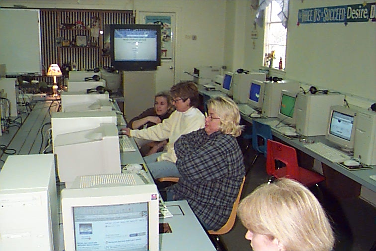 sci3.jpg (91945 bytes)